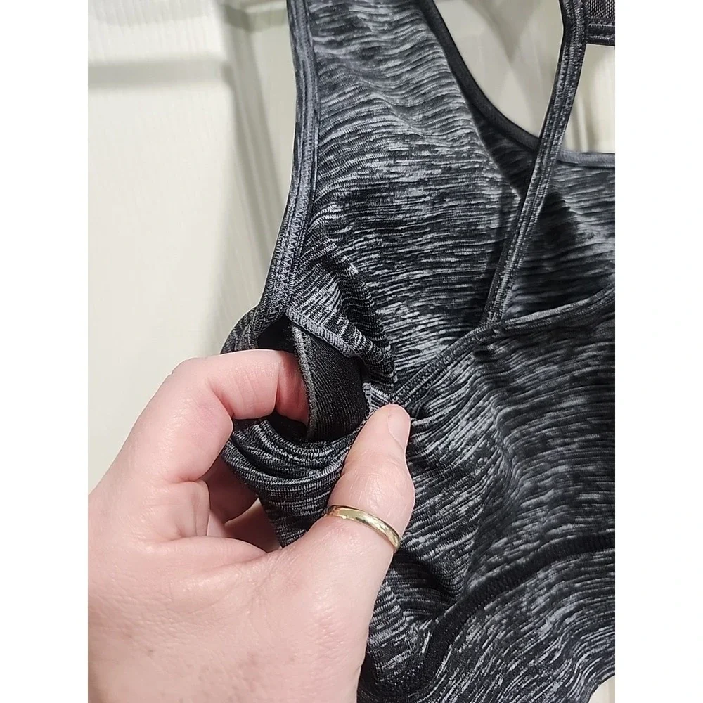 Soho Sport Women's Purple Black Racerback Sports Bra Size L Pullover Wireless‎